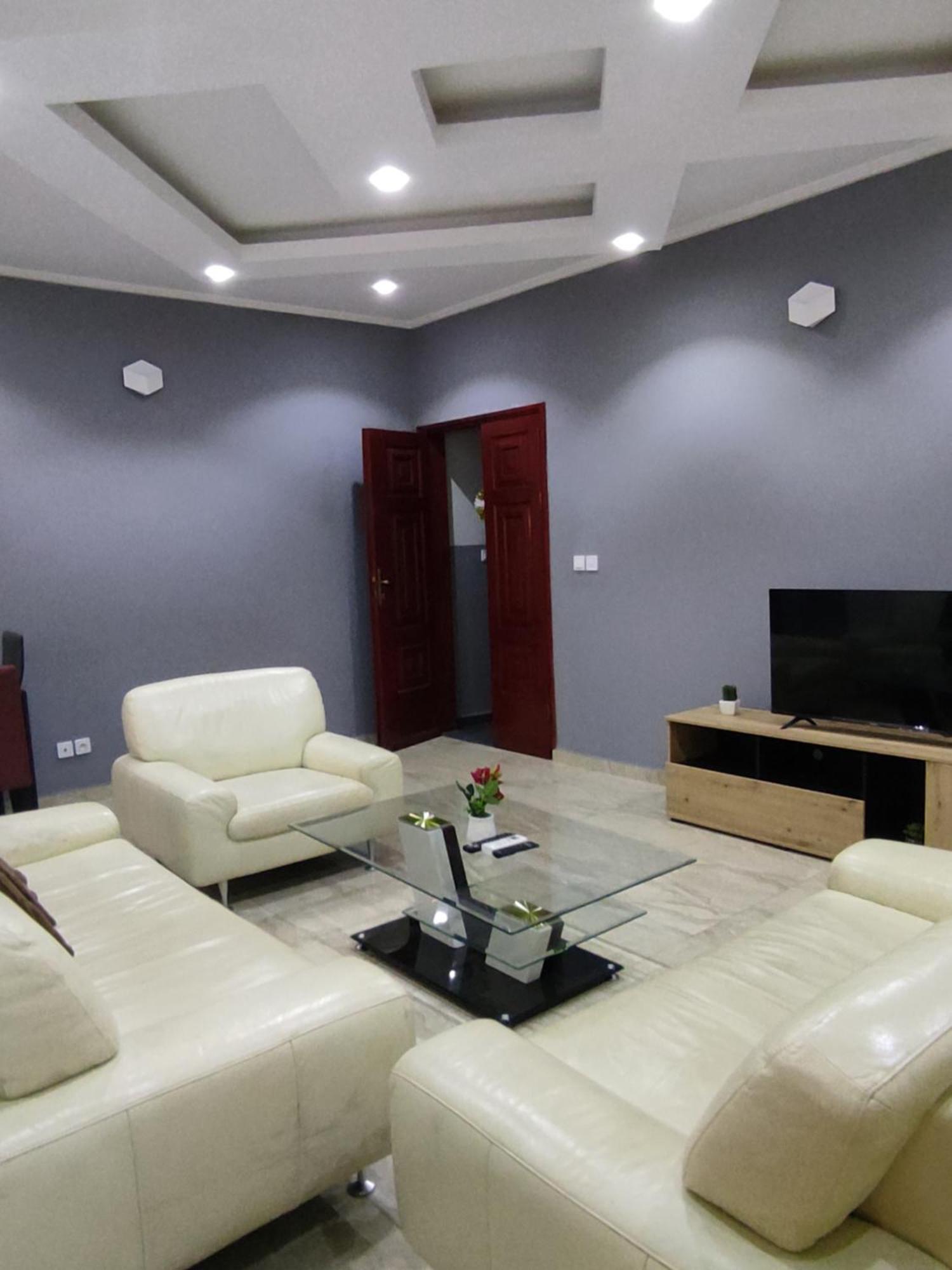 Hotel Appart B4U - Etoudi Yaoundé Εξωτερικό φωτογραφία