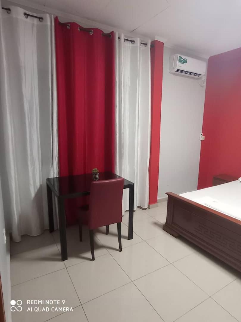 Hotel Appart B4U - Etoudi Yaoundé Εξωτερικό φωτογραφία