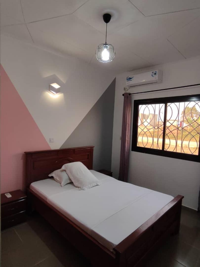 Hotel Appart B4U - Etoudi Yaoundé Εξωτερικό φωτογραφία