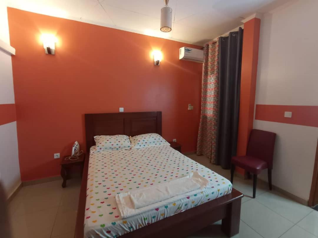 Hotel Appart B4U - Etoudi Yaoundé Εξωτερικό φωτογραφία