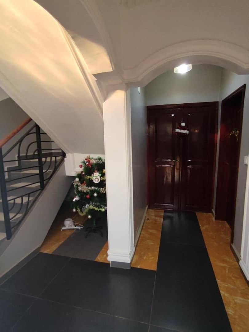Hotel Appart B4U - Etoudi Yaoundé Εξωτερικό φωτογραφία