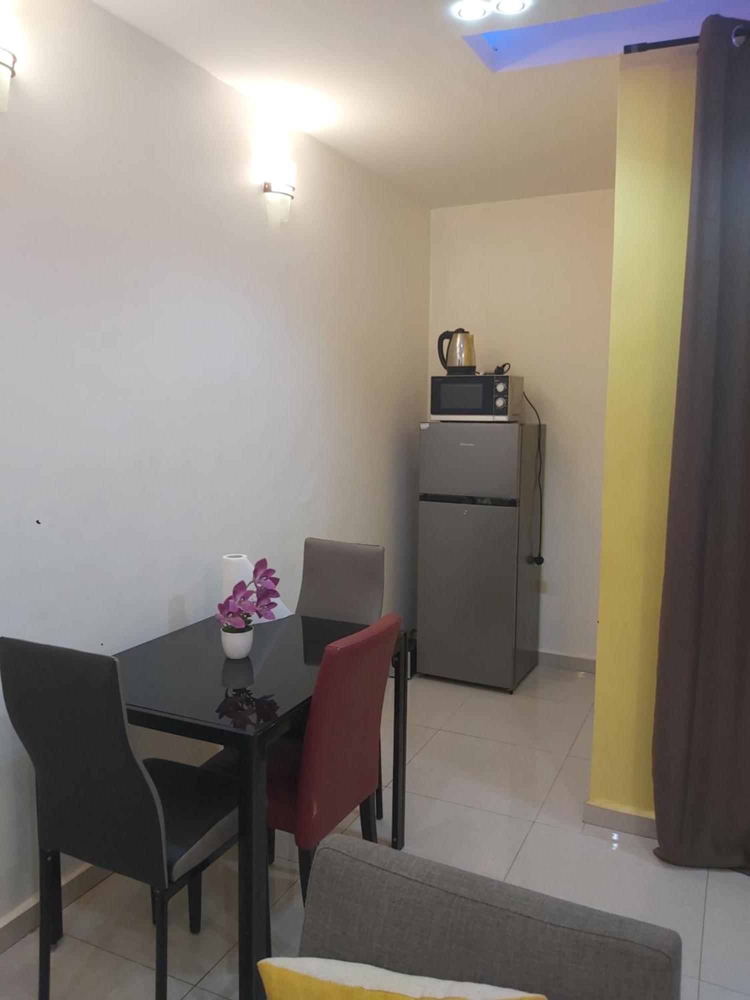 Hotel Appart B4U - Etoudi Yaoundé Εξωτερικό φωτογραφία