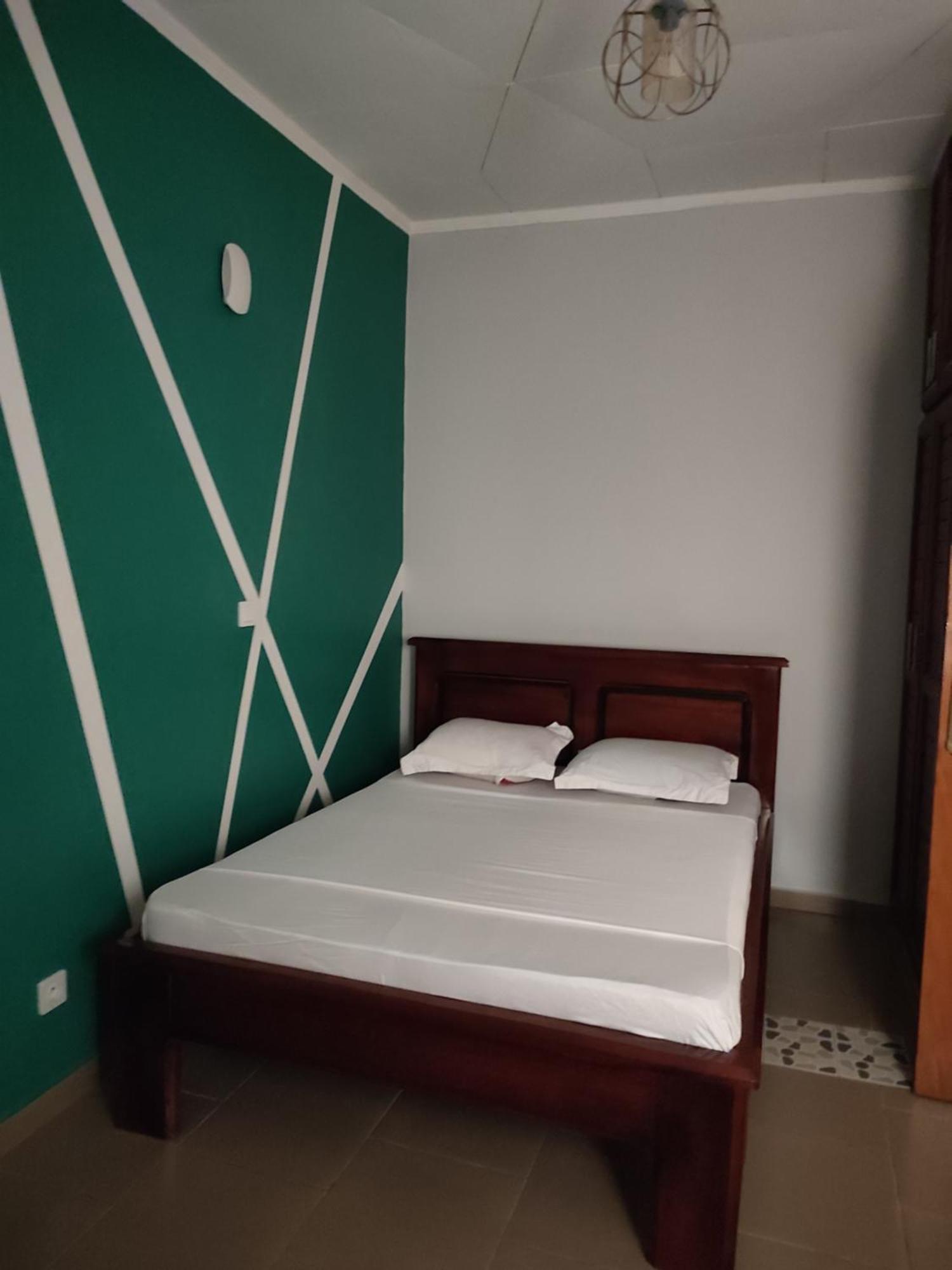 Hotel Appart B4U - Etoudi Yaoundé Εξωτερικό φωτογραφία