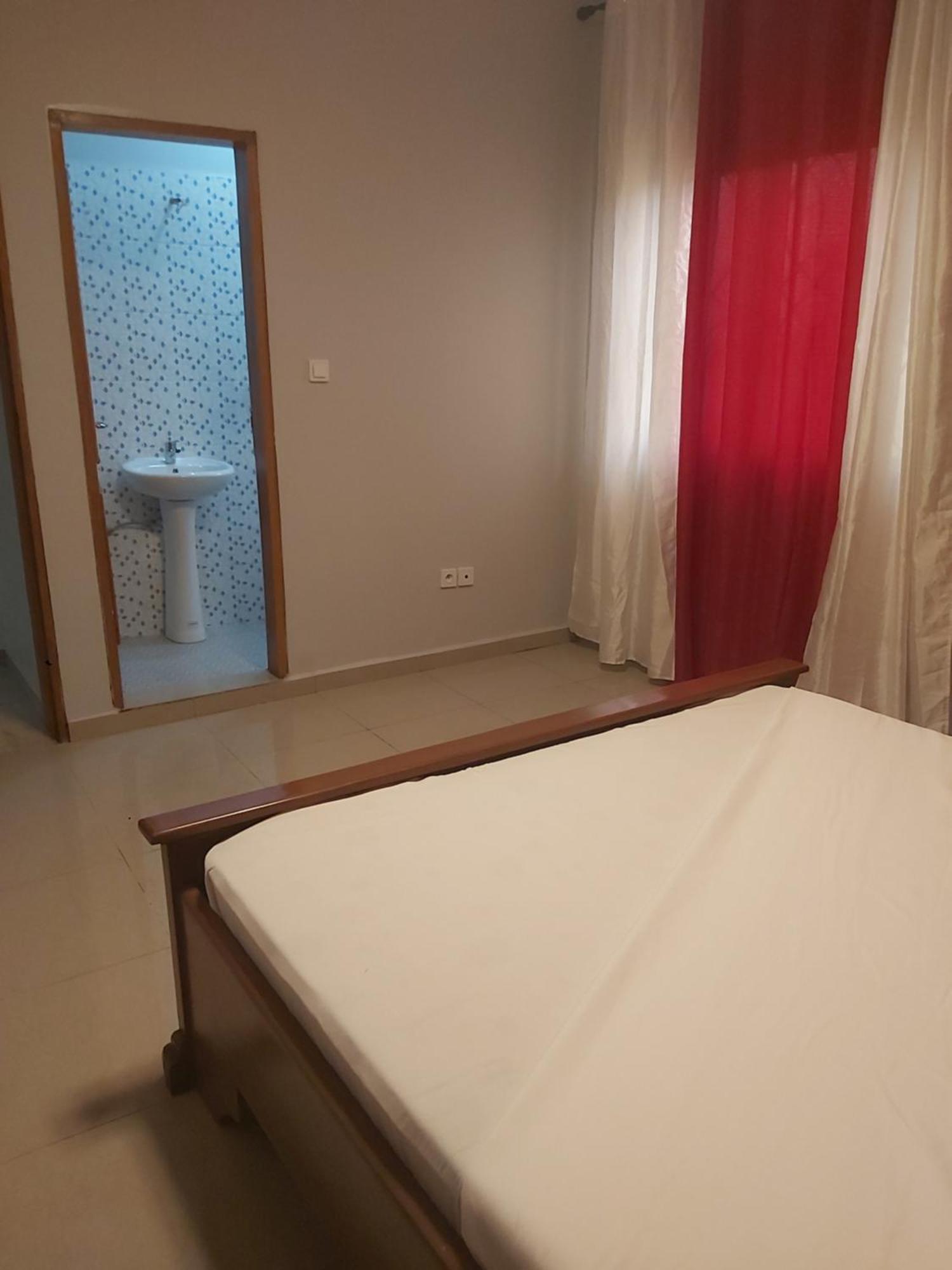 Hotel Appart B4U - Etoudi Yaoundé Εξωτερικό φωτογραφία